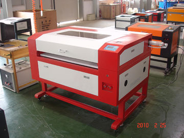 Cina 50 Watt CO2 Laser Cutting Engraving Machine , Laser Glass Engraver pemasok